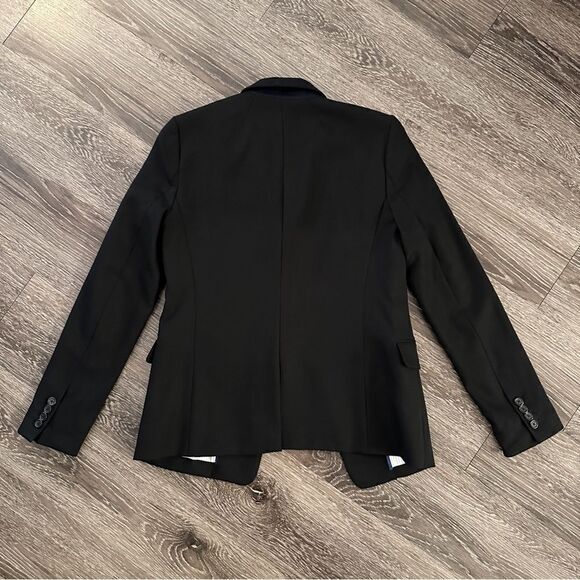 J. Crew Regent blazer in four-season stretch - Picture 6 of 6